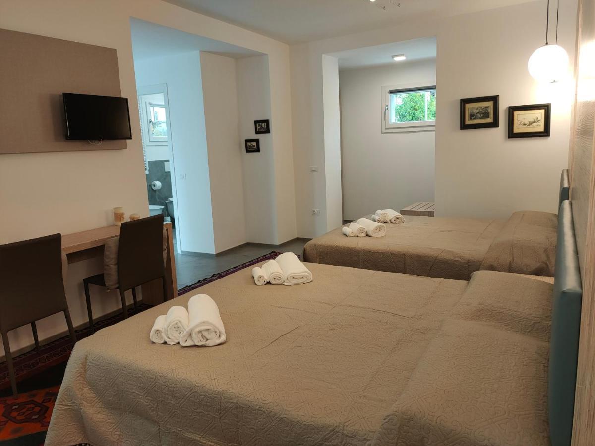 Iris Ar Holiday-Home Пескьера-дель-Гарда Экстерьер фото