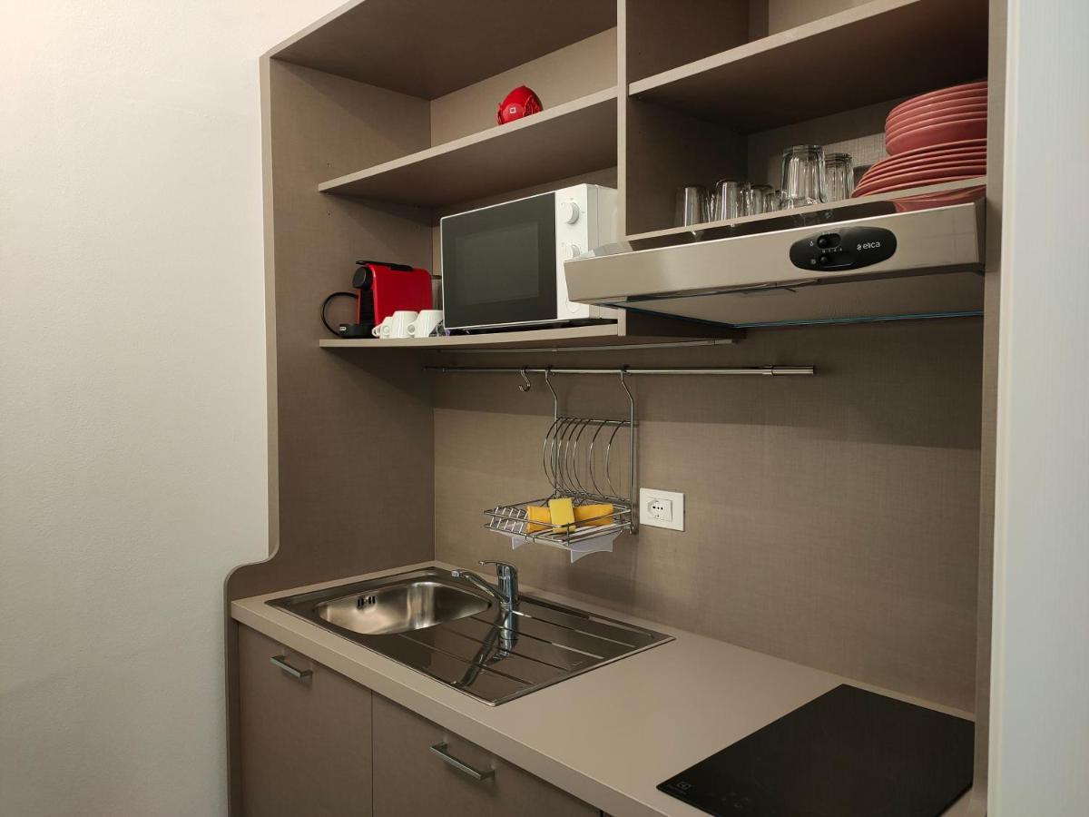 Iris Ar Holiday-Home Пескьера-дель-Гарда Экстерьер фото